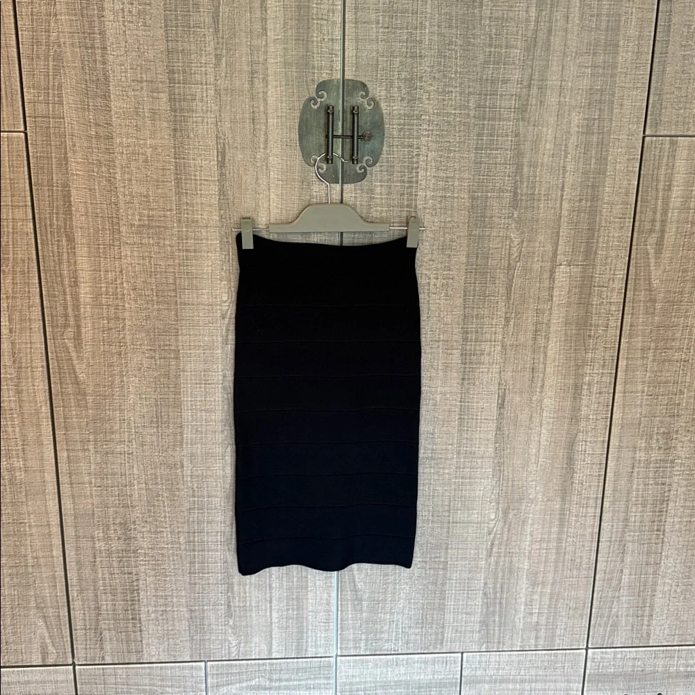 BCBGMaxAzria Black‎ Midi Skirt